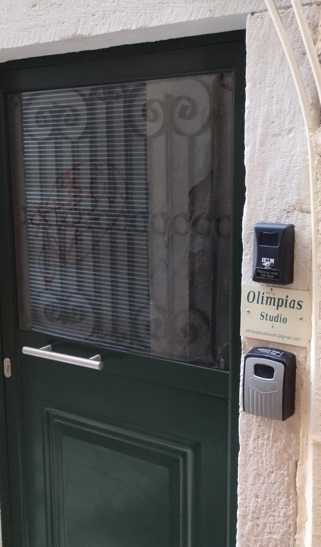 Olimpias Nest Corfu Apartment Corfu  Bagian luar foto
